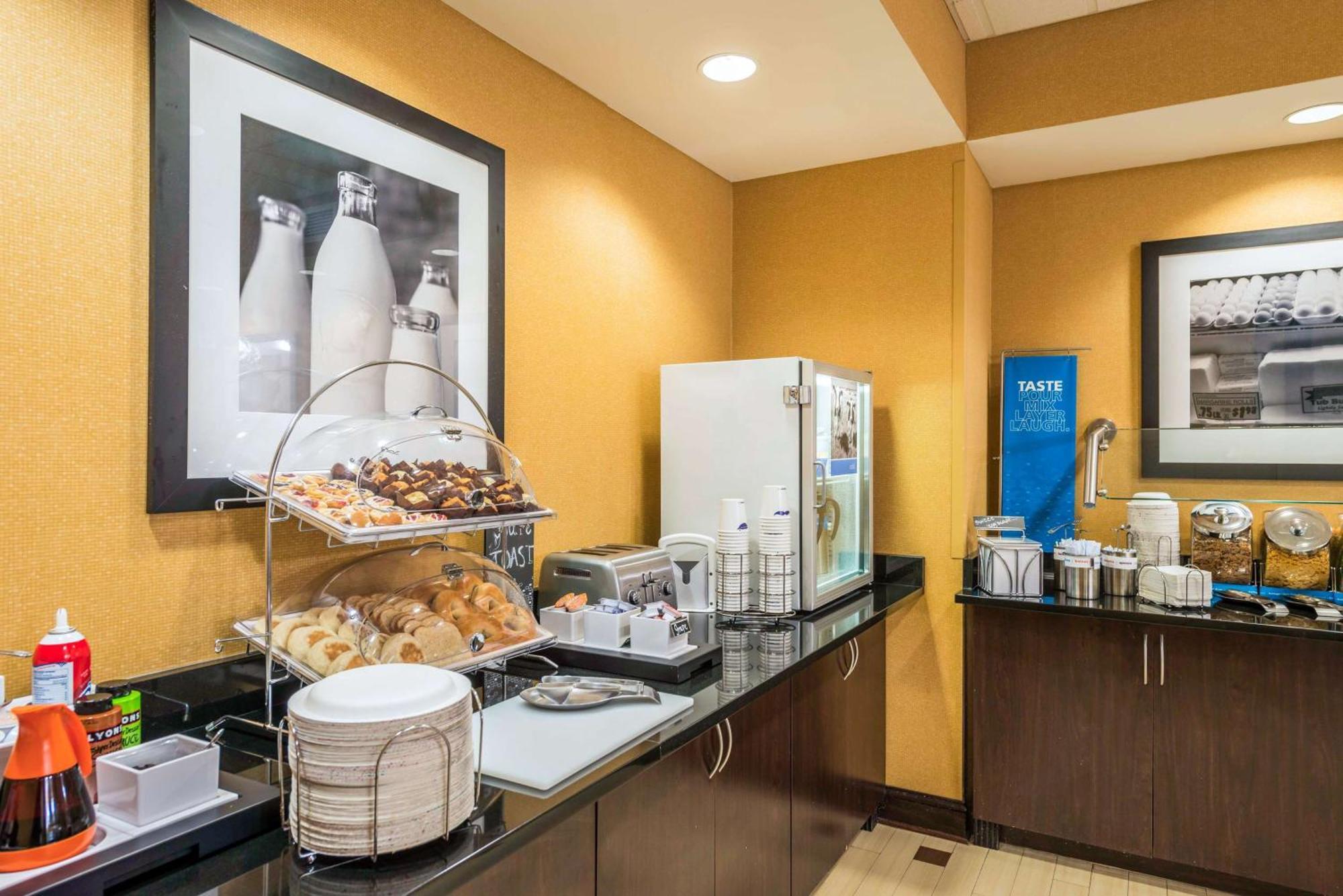 Hampton Inn & Suites Jacksonville South - Bartram Park Екстериор снимка
